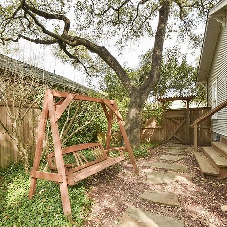 Bouldin Tree Cottage Austin Exterior photo